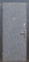 Классическая металлическая дверь: винилискожа, производство РФ 
Изнутри: ламинированная ДВП или винилискожа, замки: Эльбор, Kale 2000 тип 3